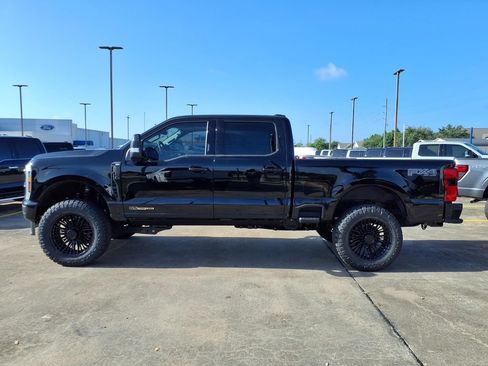 New 2026 Ford F250 XLT w/ XLT Premium Package AWD/4WD image 3