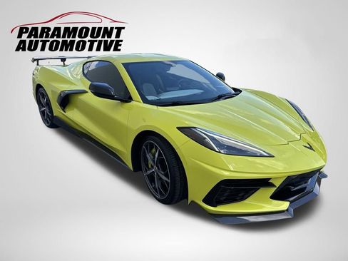 Used 2021 Chevrolet Corvette Stingray Premium Cpe w/ Z51 Performance Package RWD image 4