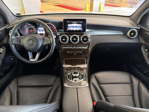 Used 2018 Mercedes-Benz GLC 300 image 16