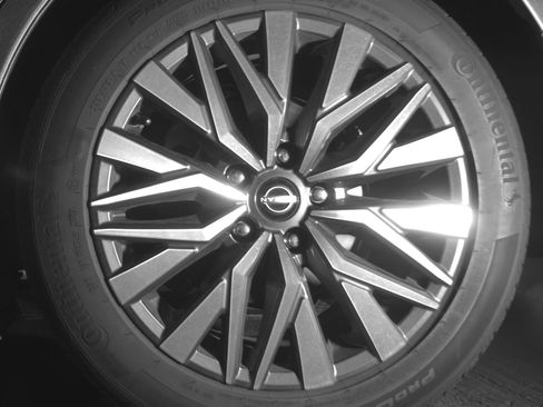 Used 2025 Nissan Altima 2.5 SV image 14