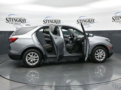 Used 2024 Chevrolet Equinox LT image 27