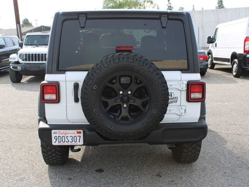 Used 2023 Jeep Wrangler Willys image 5