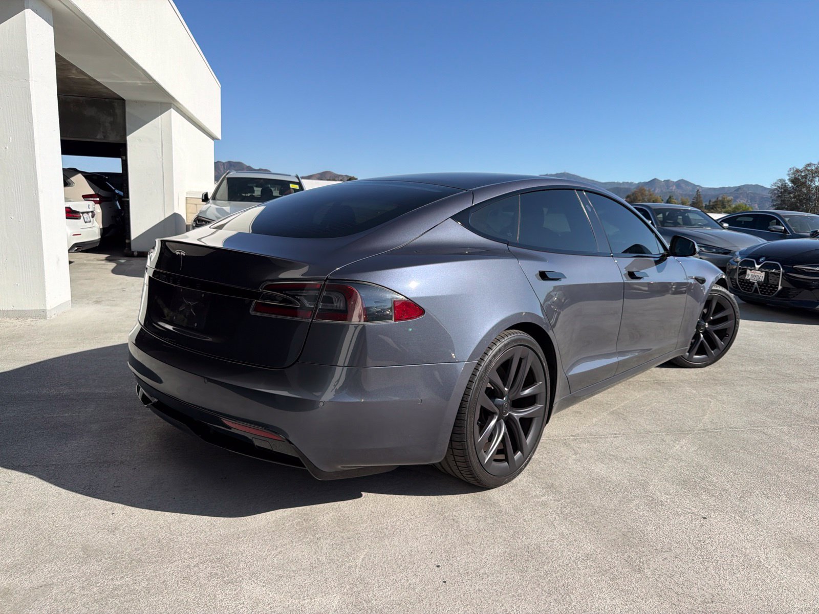 Used 2022 Tesla Model S AWD/4WD image 4