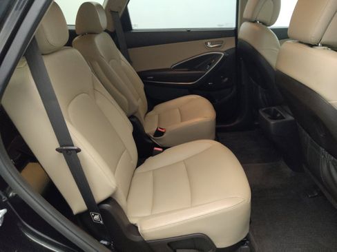 Used 2018 Hyundai Santa Fe Limited AWD/4WD image 19