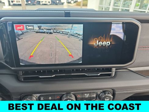 New 2026 Jeep Wrangler Unlimited Rubicon w/ Steel Bumper Group image 23