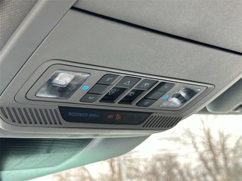 Used 2023 Ford Explorer XLT w/ Equipment Group 202A image 43