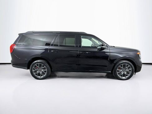 Used 2025 Ford Expedition Max Platinum w/ Stealth Performance Package AWD/4WD image 6