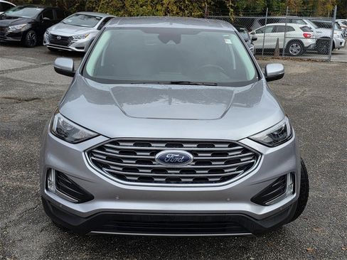Used 2024 Ford Edge Titanium image 3