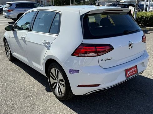 Used 2019 Volkswagen e-Golf SE w/ Driver Assistance Package image 7