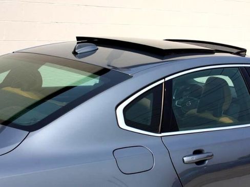 Used 2018 Volvo S90 T5 Momentum w/ Convenience Package image 21