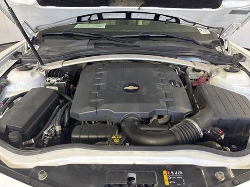 Used 2015 Chevrolet Camaro LT RWD image 22