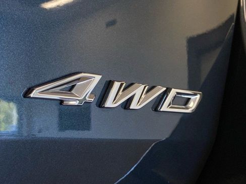 Certified 2022 Ford Explorer XLT w/ Equipment Group 202A image 8