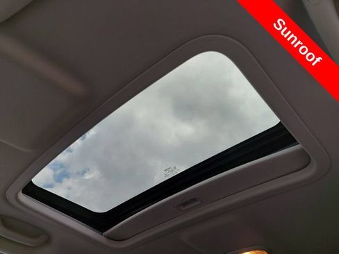 Used 2017 Jeep Patriot High Altitude FWD image 11
