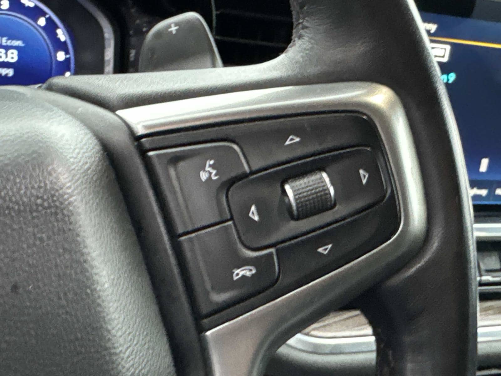 Used 2022 Chevrolet Silverado 1500 RST w/ Z71 Off-Road Package AWD/4WD image 33