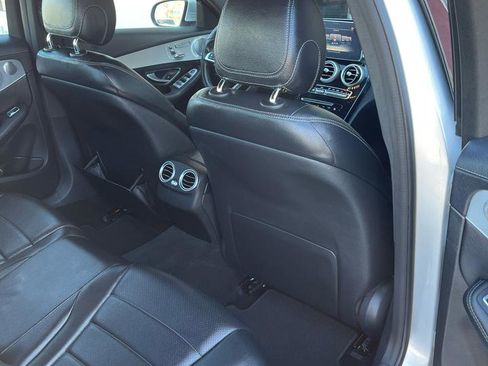 Used 2015 Mercedes-Benz C 300 4MATIC Sedan image 18
