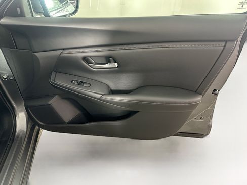 Used 2024 Nissan Sentra SV image 29