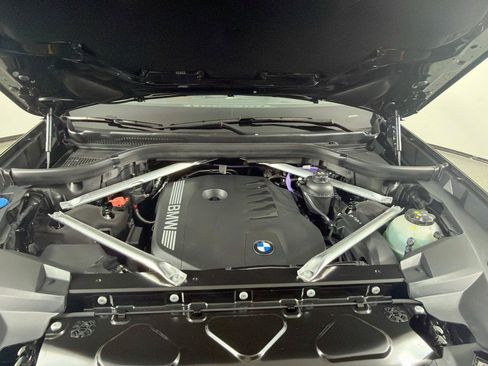 New 2027 BMW X7 xDrive40i AWD/4WD image 30