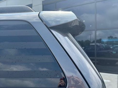 Used 2015 Toyota 4Runner Trail AWD/4WD image 7