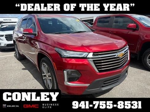 Used 2023 Chevrolet Traverse High Country FWD image 1