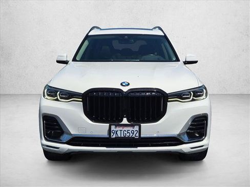 Used 2021 BMW X7 xDrive40i w/ Premium Package AWD/4WD image 2