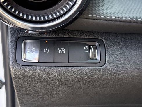 Used 2025 Chevrolet Equinox LT FWD image 16