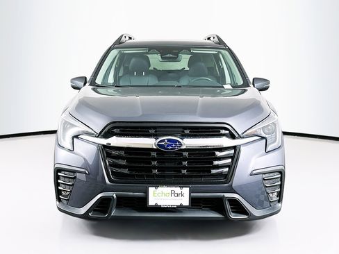 Used 2023 Subaru Ascent Limited AWD/4WD image 2