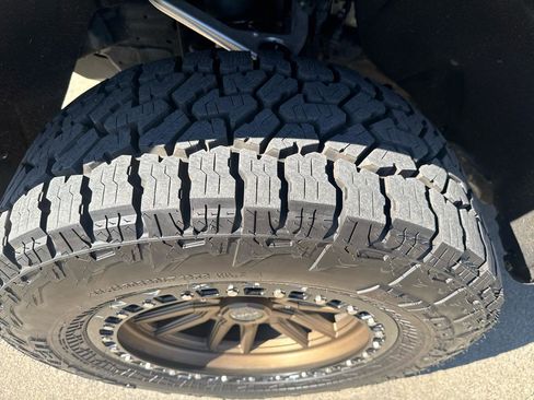 Used 2020 Chevrolet Silverado 1500 RST image 10