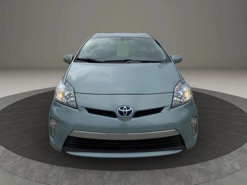 Used 2014 Toyota Prius Prime Advanced FWD image 2