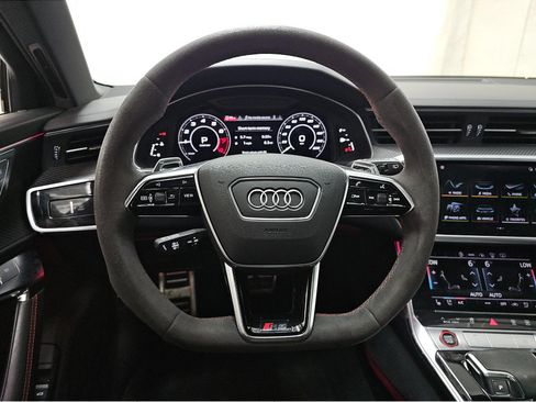 Used 2022 Audi RS 6 AWD/4WD image 10