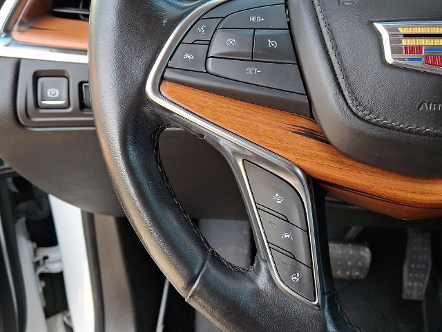 Used 2019 Cadillac XT5 Platinum AWD/4WD image 7