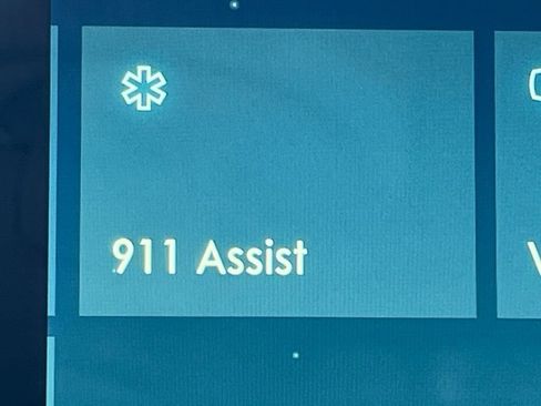 New 2026 Lincoln Corsair Premiere image 26