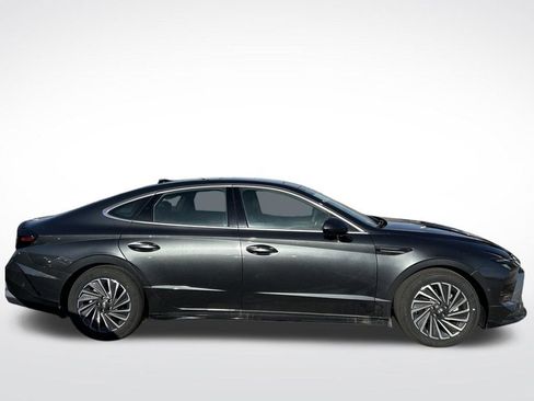 New 2026 Hyundai Sonata Limited FWD image 5