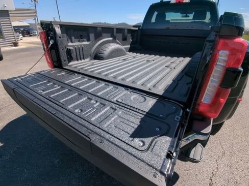 Used 2026 Ford F350 XLT w/ 360-Degree Camera Package AWD/4WD image 26