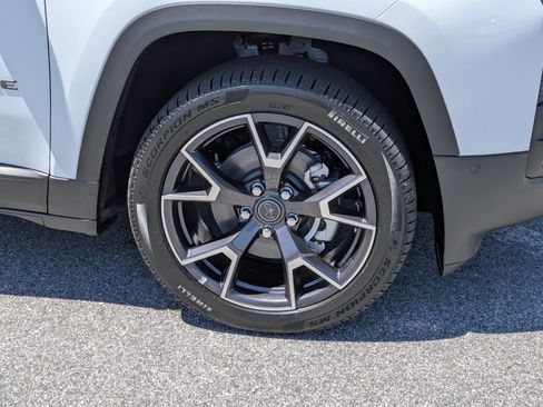 New 2026 Jeep Cherokee Overland AWD/4WD image 10