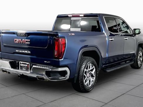 Used 2022 GMC Sierra 1500 SLT w/ SLT Premium Plus Package AWD/4WD image 12