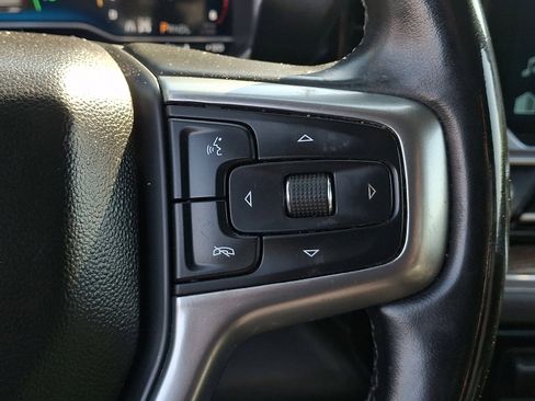 Used 2024 Chevrolet Silverado 2500 LT AWD/4WD image 22