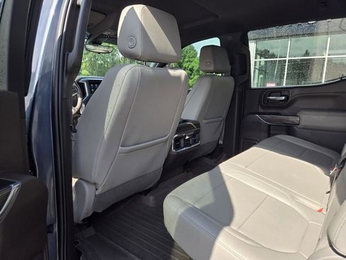 Used 2022 Chevrolet Silverado 1500 LTZ w/ Technology Package AWD/4WD image 24
