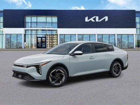 New 2025 Kia K4 EX image 3