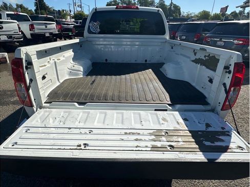 Used 2016 Nissan Frontier S image 7