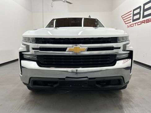Used 2022 Chevrolet Silverado 1500 LT w/ Bed Protection Package AWD/4WD image 4