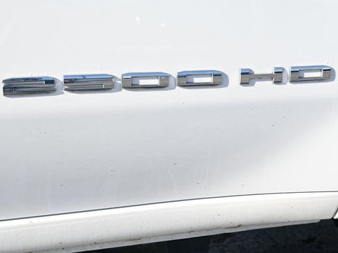 Used 2022 GMC Sierra 2500 SLE w/ SLE Convenience Package image 26