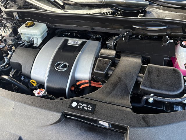 Used 2020 Lexus RX 450h AWD w/ Premium Package image 9