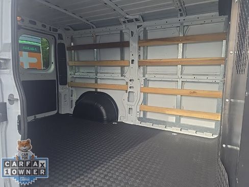 Used 2023 RAM ProMaster 2500 FWD image 9