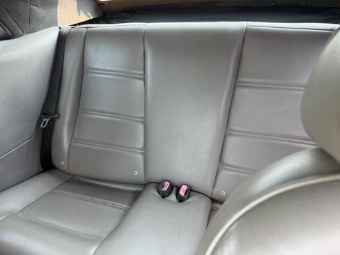 Used 2004 Ford Mustang Convertible RWD image 6