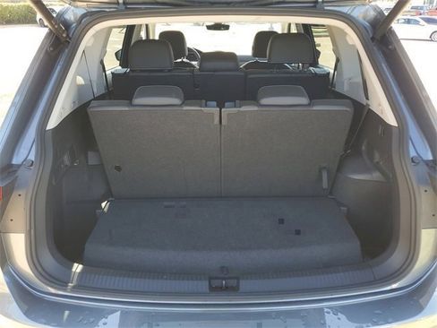 Used 2024 Volkswagen Tiguan Wolfsburg Edition image 35