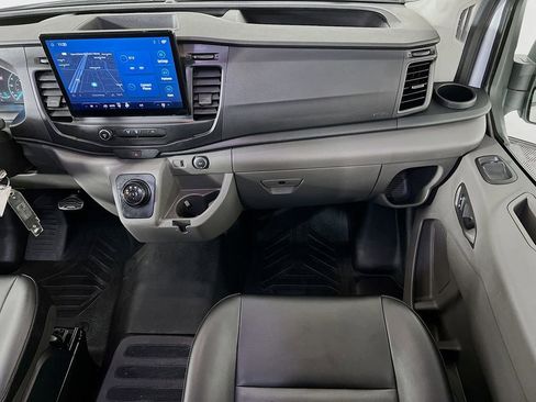 Used 2023 Ford E-Transit Base image 22
