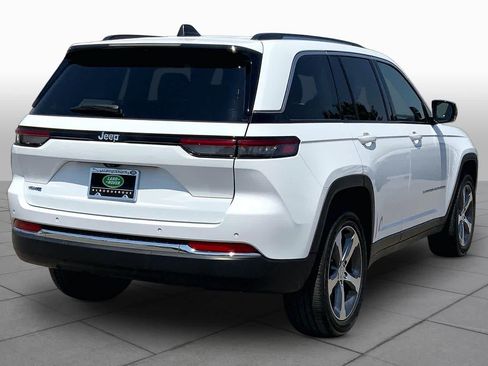 Used 2023 Jeep Grand Cherokee 4WD 4xe w/ Luxury Tech Group II image 12