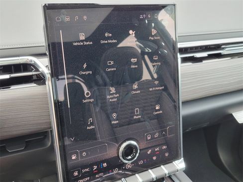 New 2025 GMC Sierra EV Denali image 20