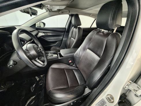 Used 2019 MAZDA MAZDA3 AWD Sedan w/ Premium Package image 13