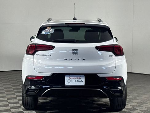 Used 2024 Buick Encore GX Sport Touring w/ Comfort Package image 5